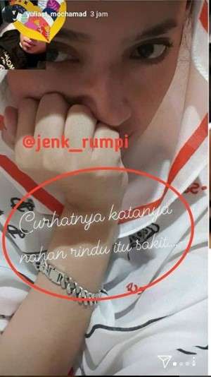postingan Yulia Mochammad