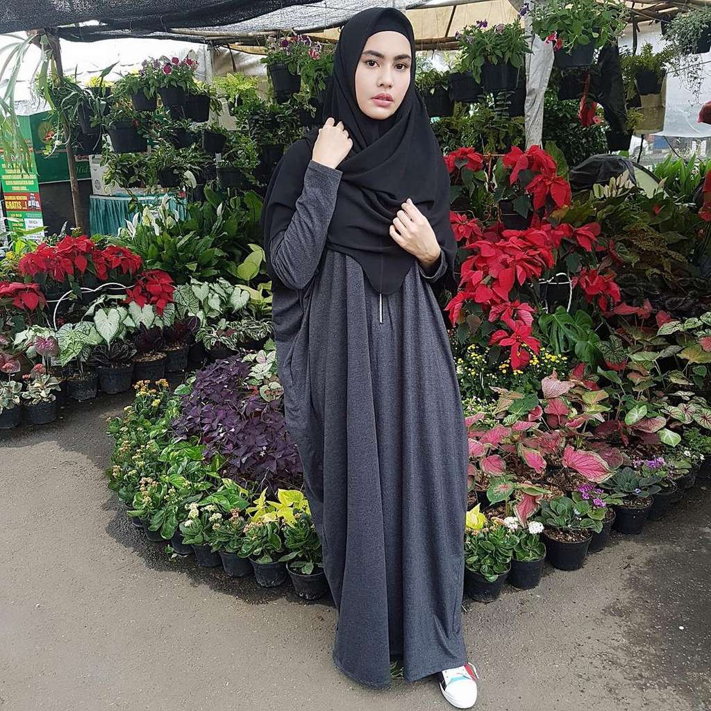 Instagram Kartika Putri