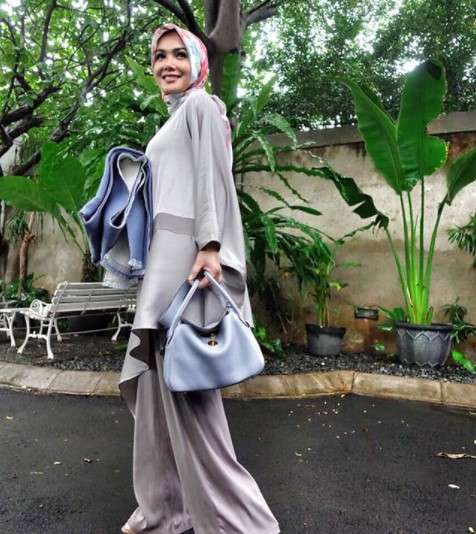 Yuni Shara
