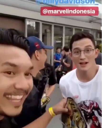 mike lewis mike lewis