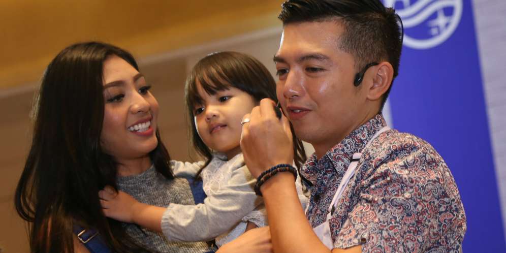 Nicky Tirta dan Liza Elly
