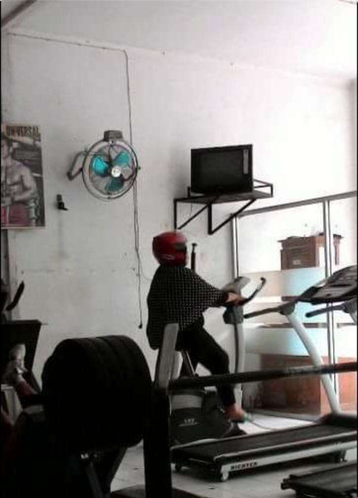 Pengendara Motor Lucu