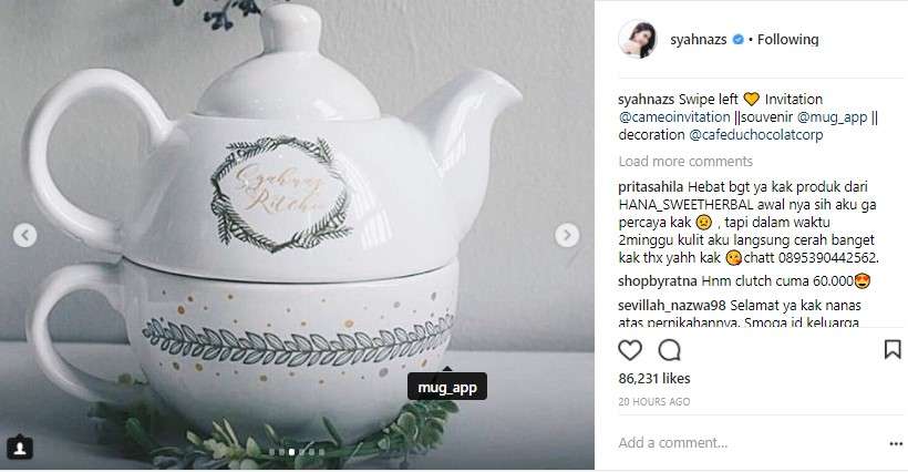 sovenir Syahnaz dan Jeje