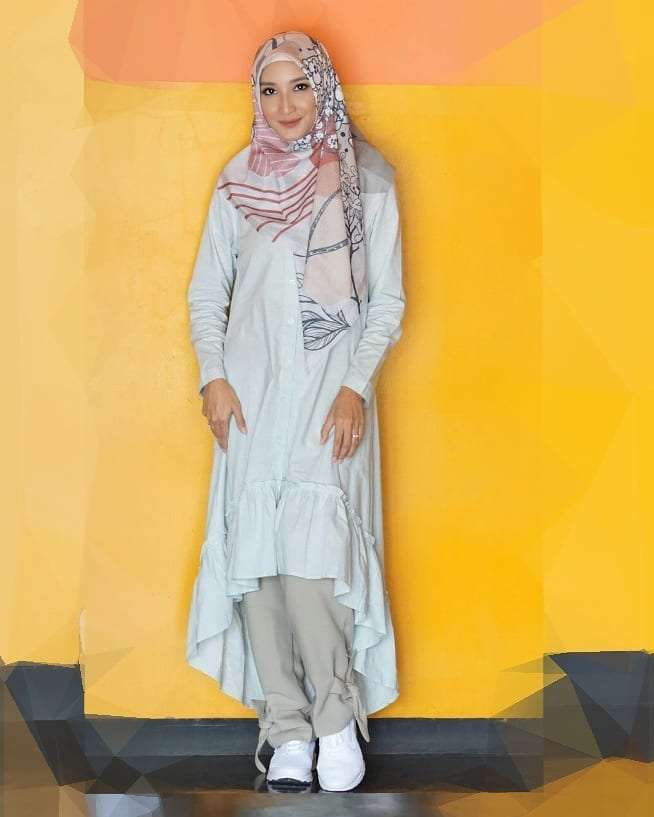 Instagram @chachathakya15
