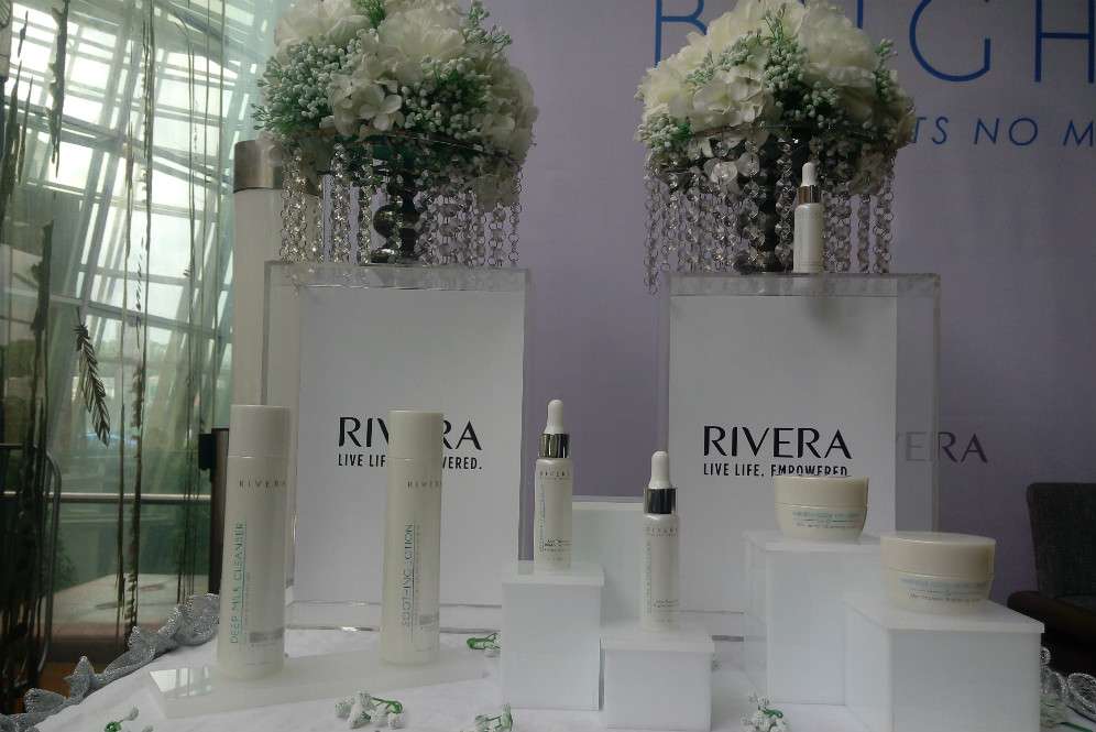 Rivera/Dina Nazhifah