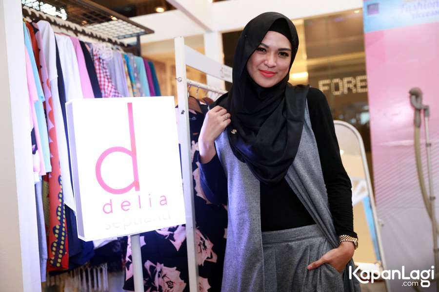 Delia Septianti