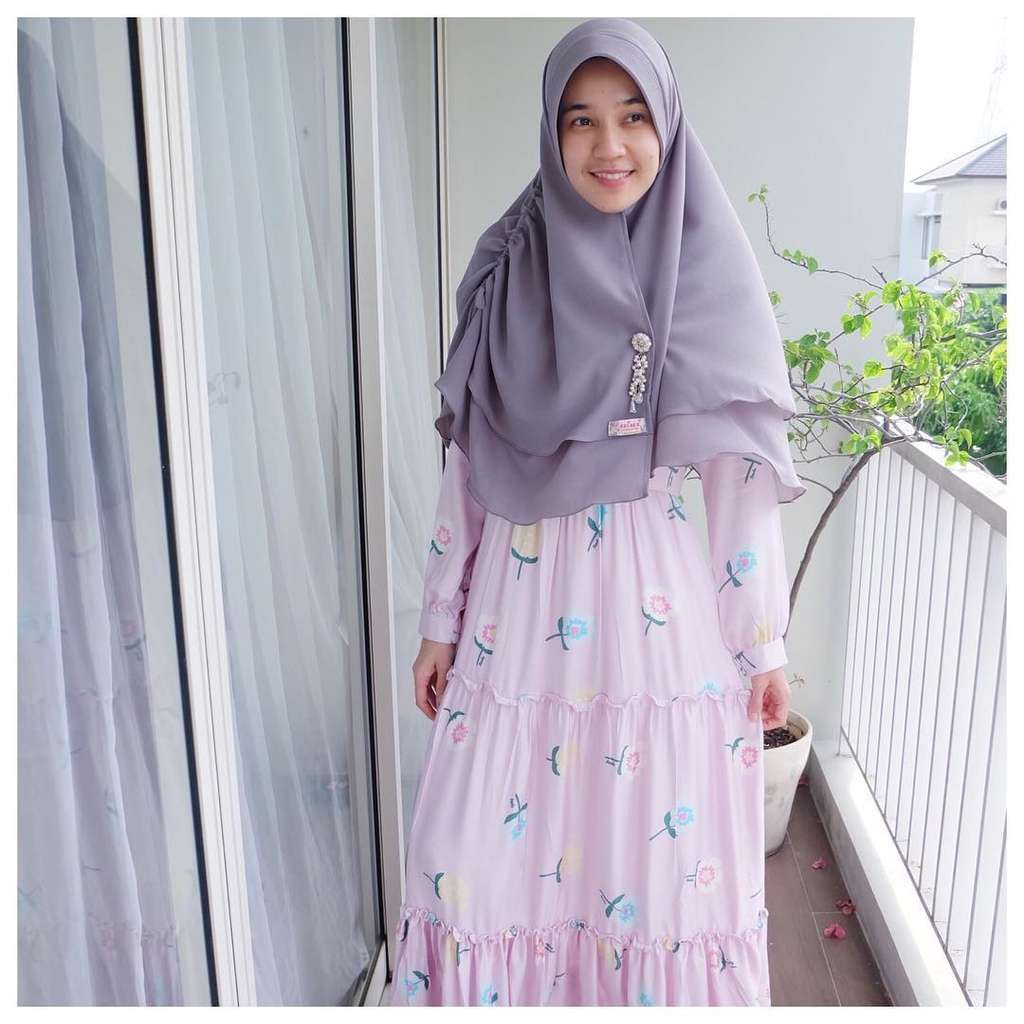 Dhini Aminarti