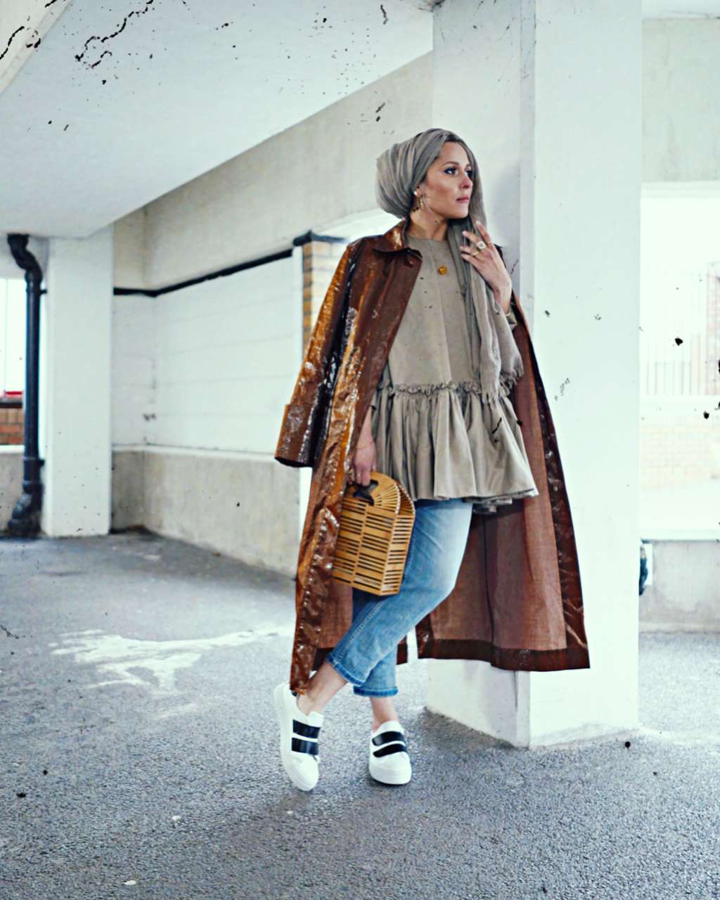 Dina Tokio