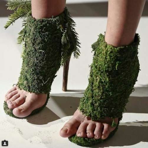 Desain Fashion Yang Aneh dan Konyol