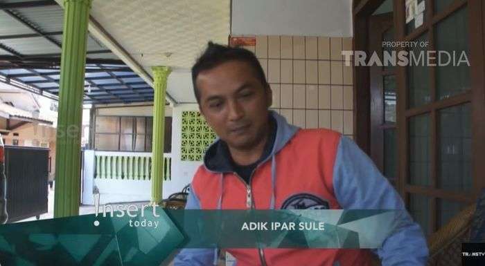 rian adik ipar sule