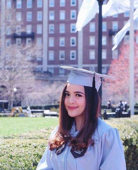 tasya kamila wisuda s2