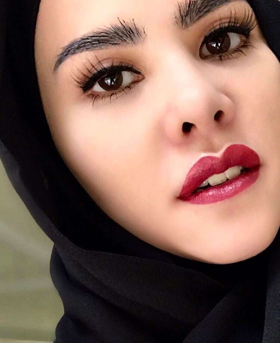 makeup angel lelga