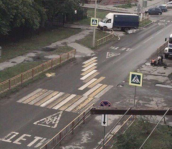 Penampakan Aneh Yang Bikin Gagal Paham