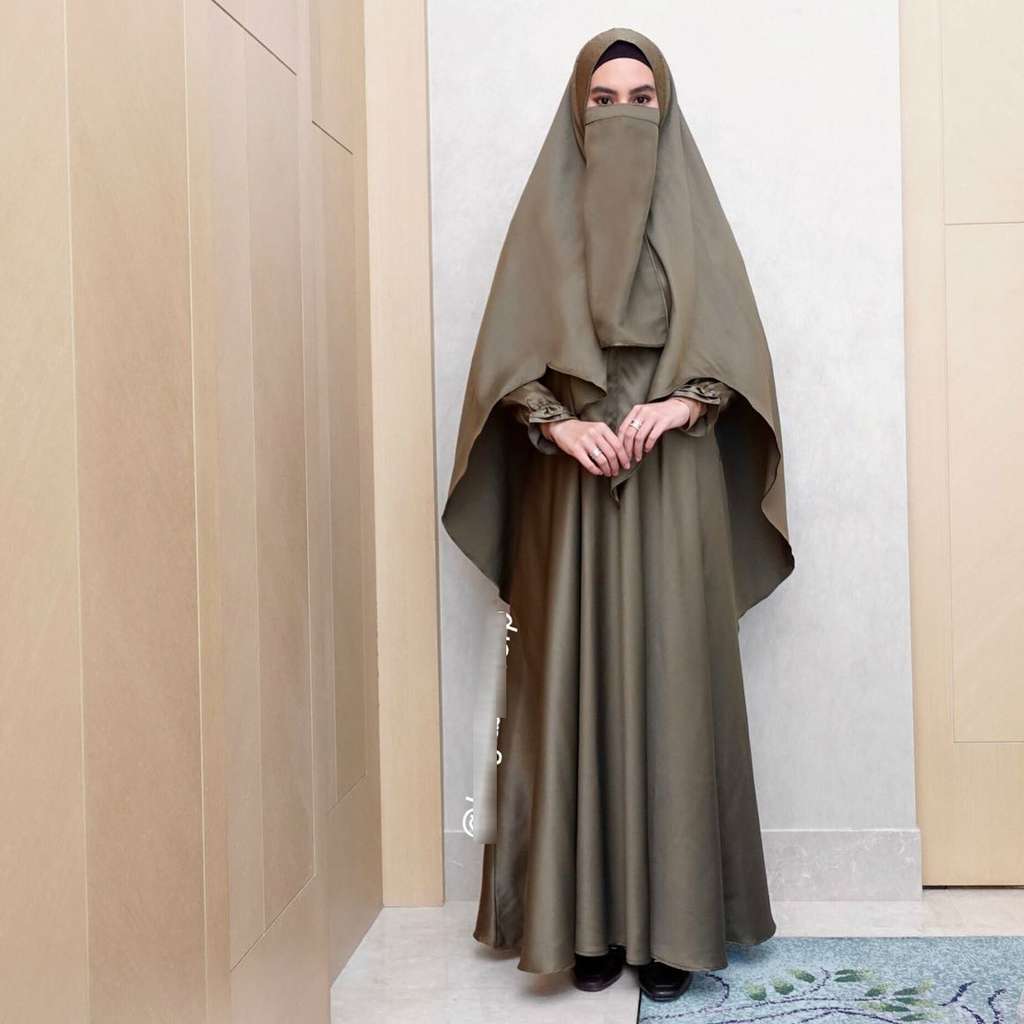 Kartika Putri Niqab