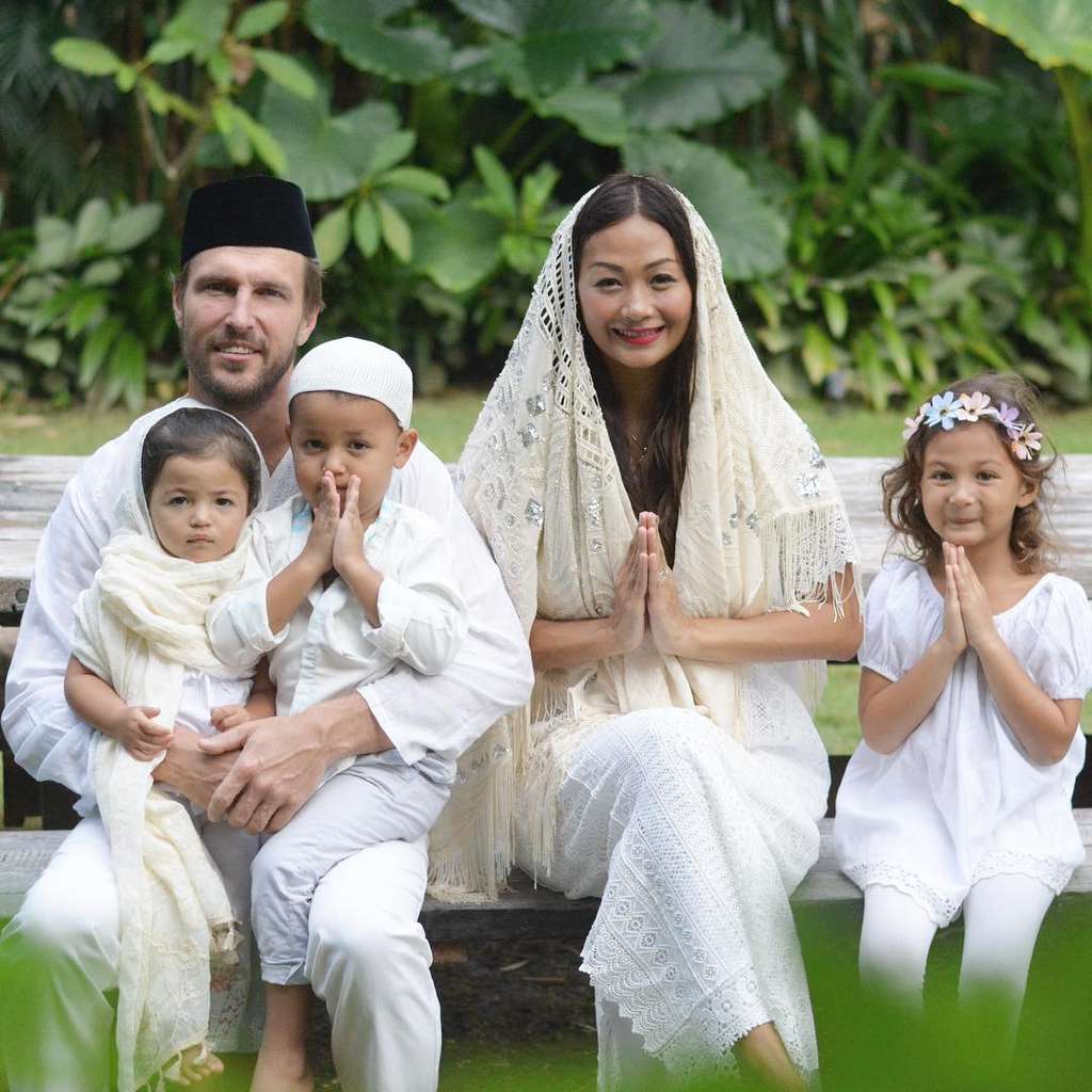 Keluarga Indah Kalalo