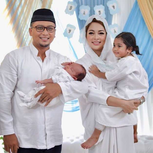 Keluarga Reisa Brotoasmoro
