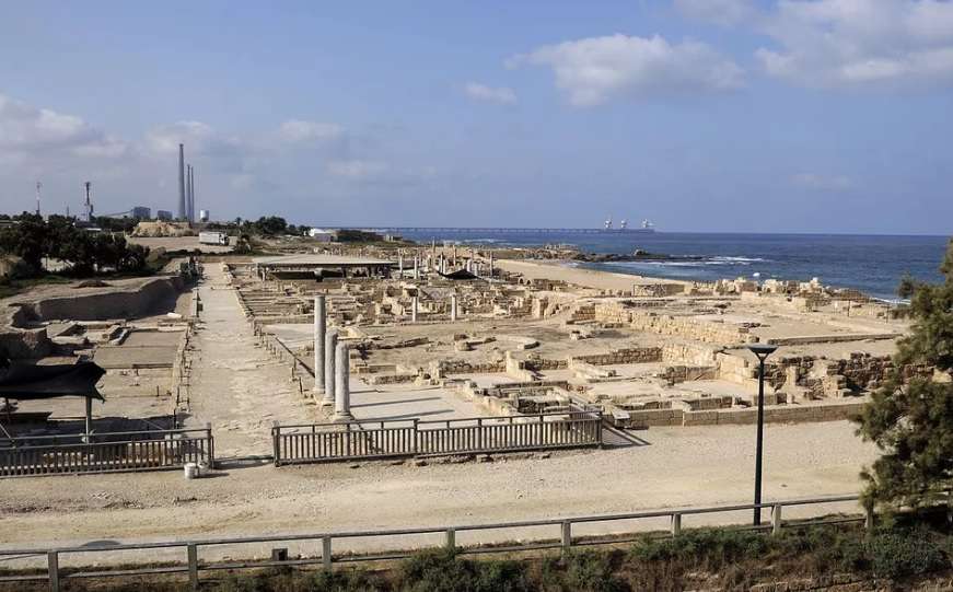 Pelabuhan Herodes Israel