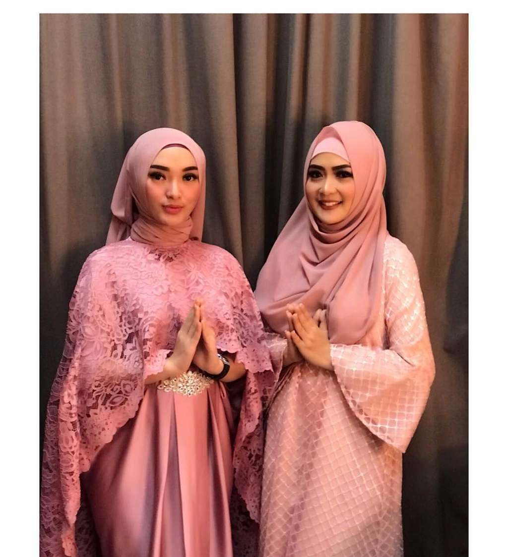 zaskia Gotik pakai hijab di bulan Ramadan zaskia Gotik pakai hijab di bulan Ramadan
