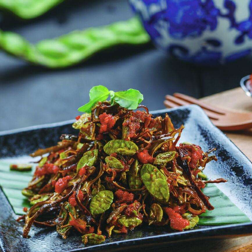 Pete kacamata renyah