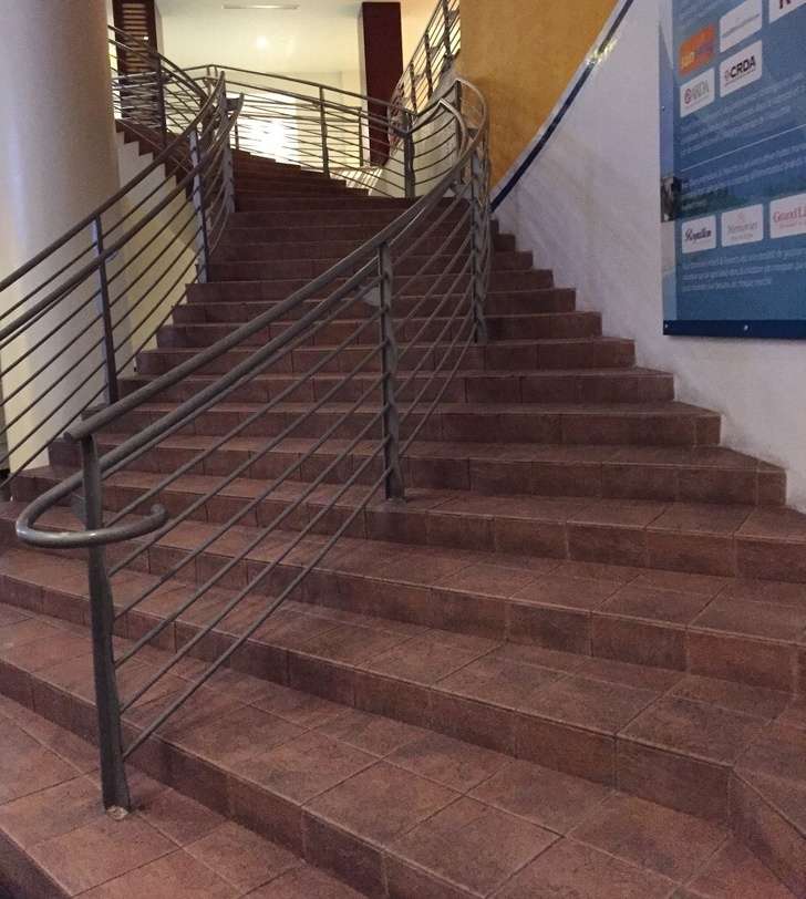 Foto Aneh Yang Sulit Dipahami Secara Logika