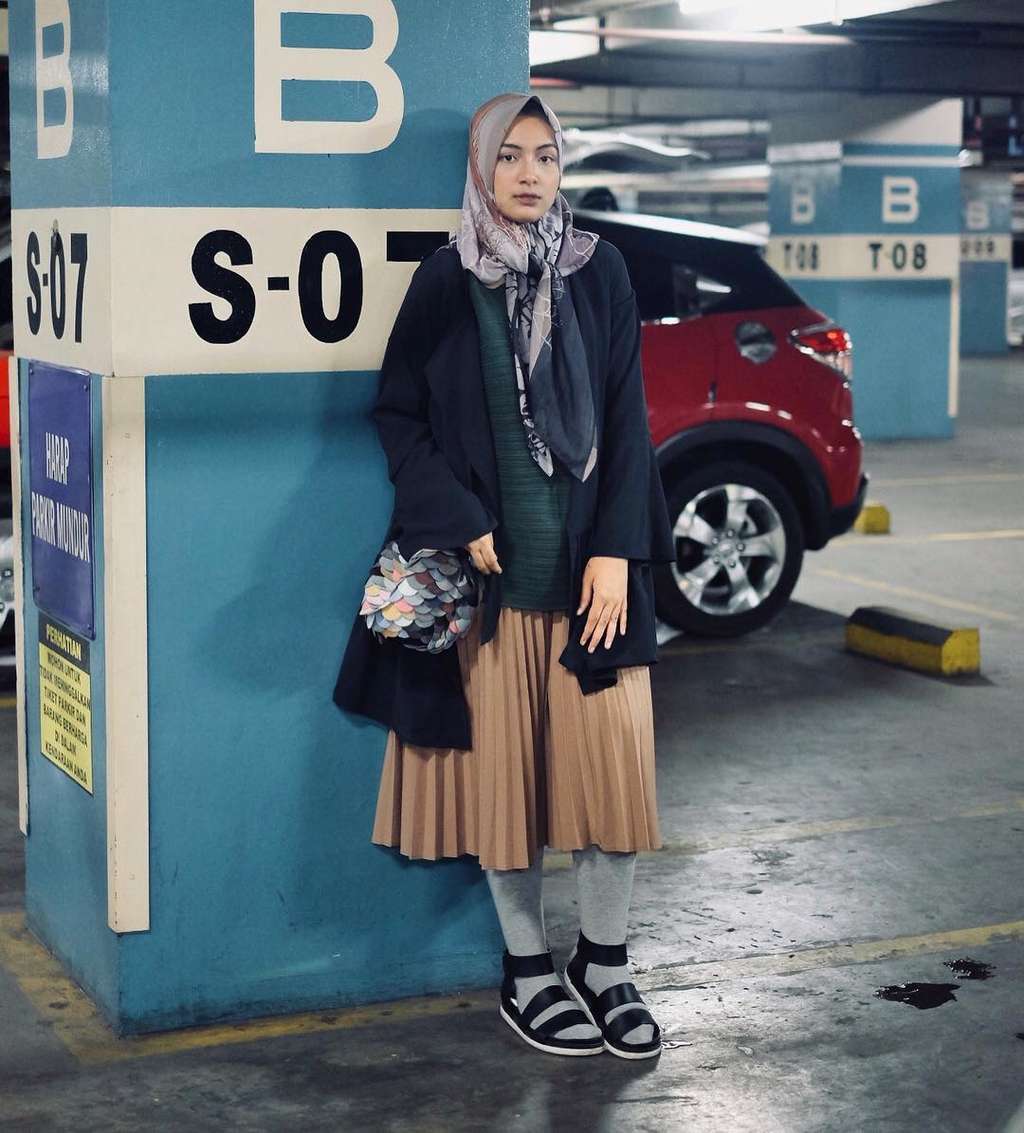 bella atamimi/ rok gantung