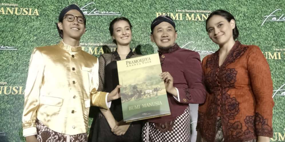 para pemain Bumi Manusia