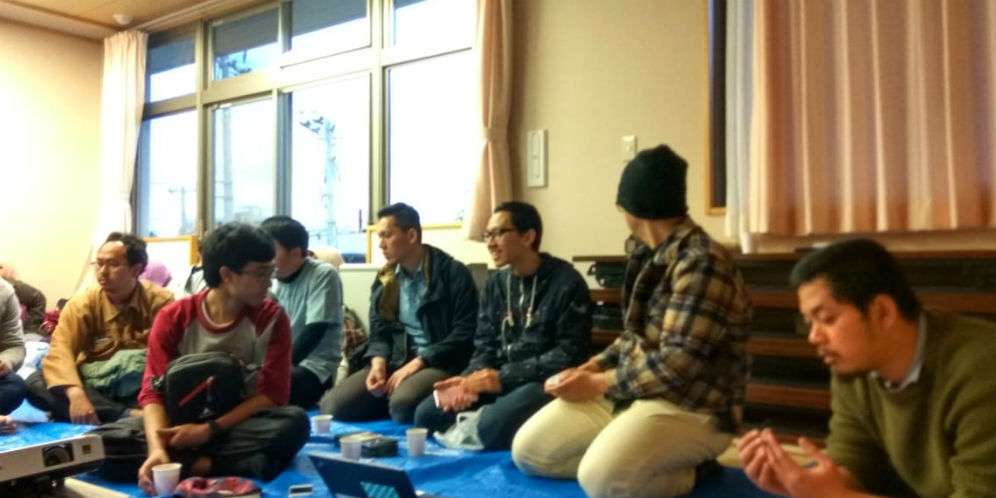 Suasana buka bersama di Korea Selatan