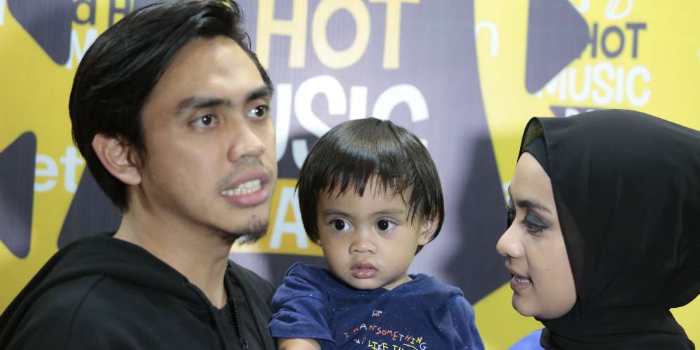 Ayudia Bing Slamet dan Muhammad Pradana Budiarto (Ditto)
