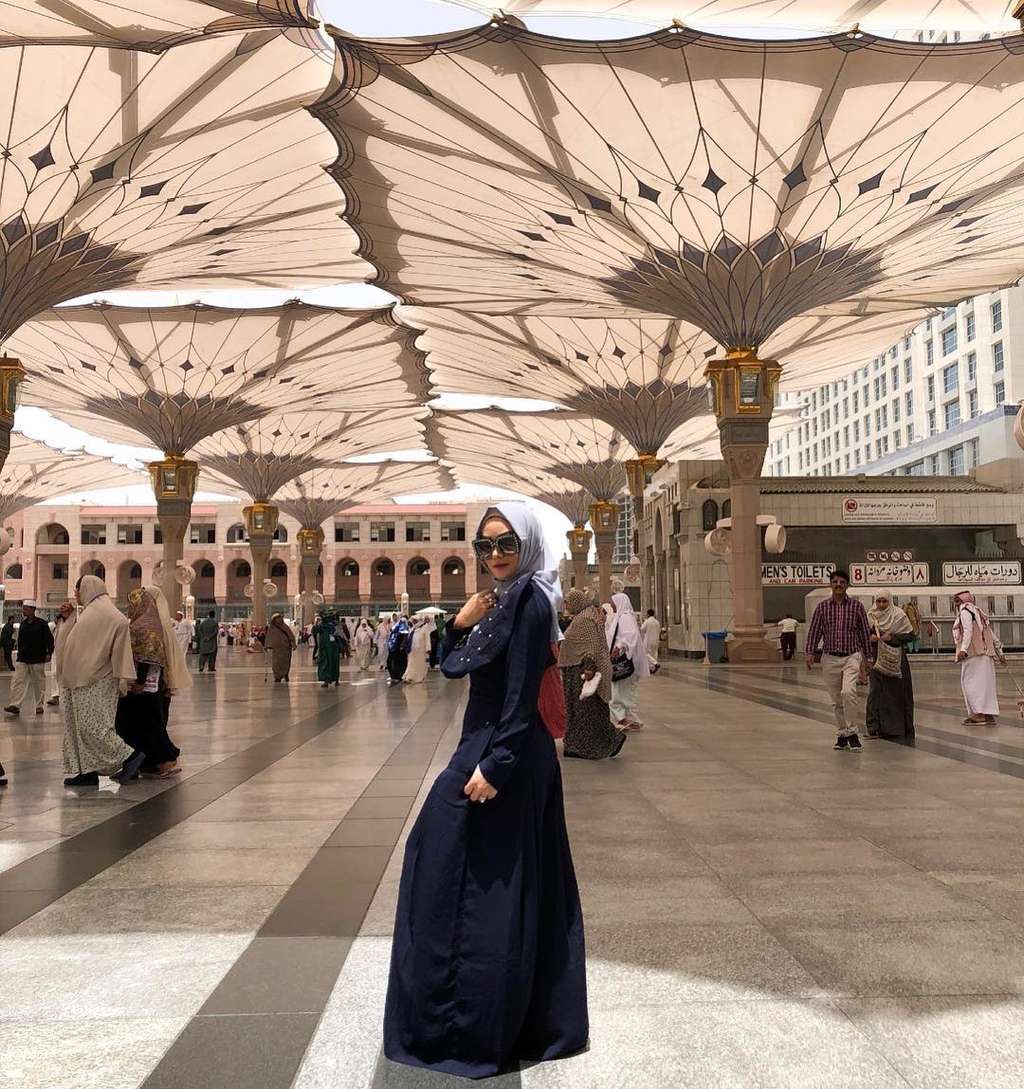 Krisdayanti umrah
