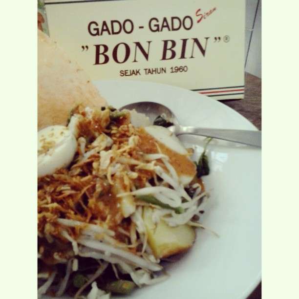 Gado-gado Bonbin