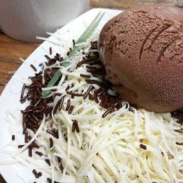 Roti Bakar Eddy