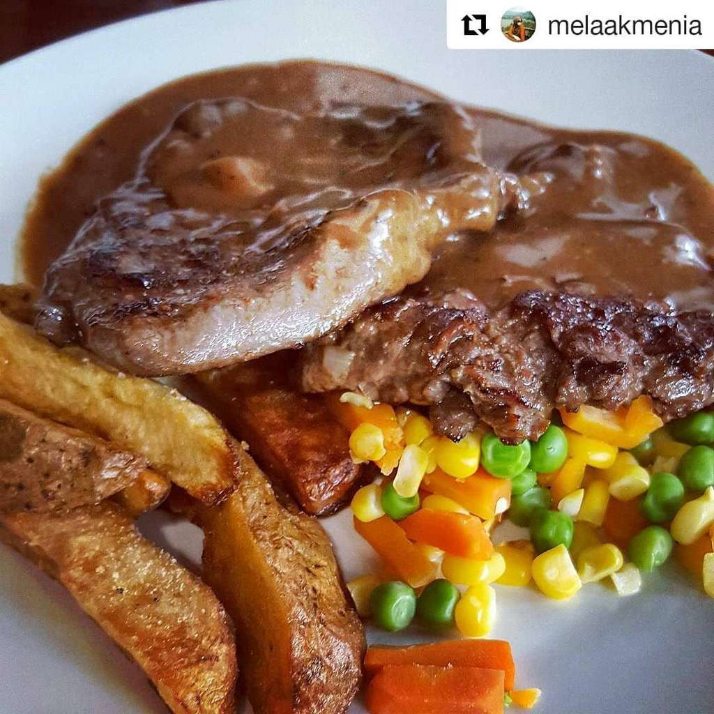Joni Steak