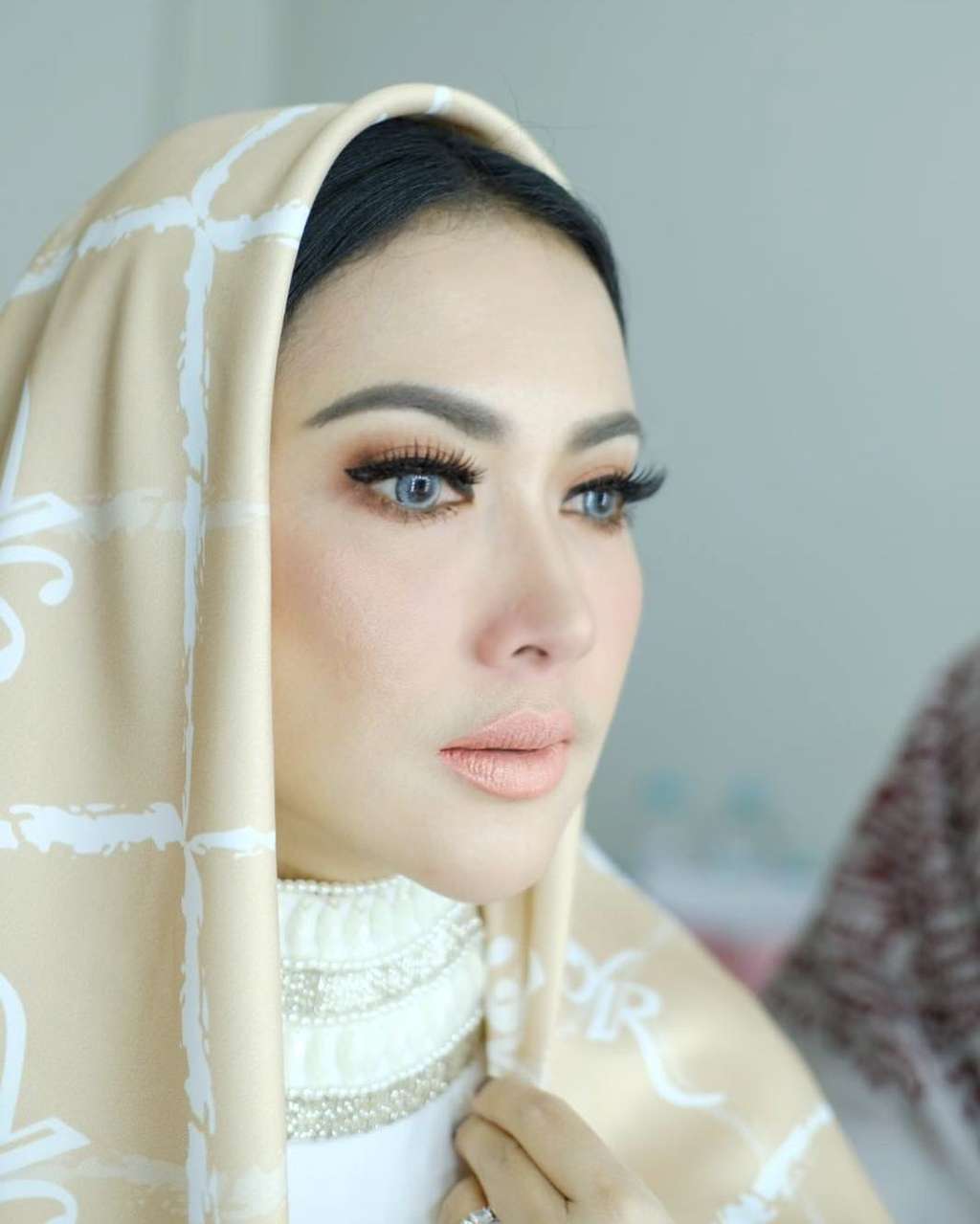 Perawatan wajah Syahrini Perawatan wajah Syahrini