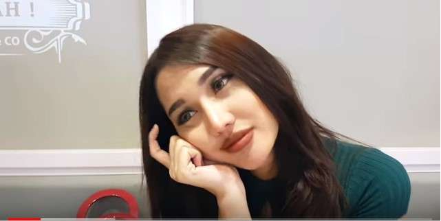 Foto : vlog channel youtube Lucinta Luna