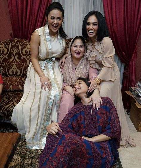 adik krisdayanti