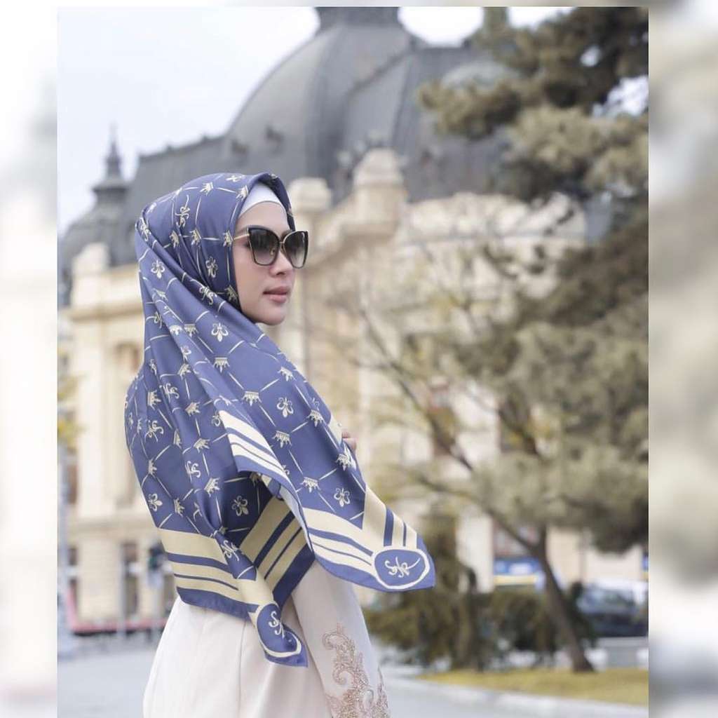 Monogram hijab