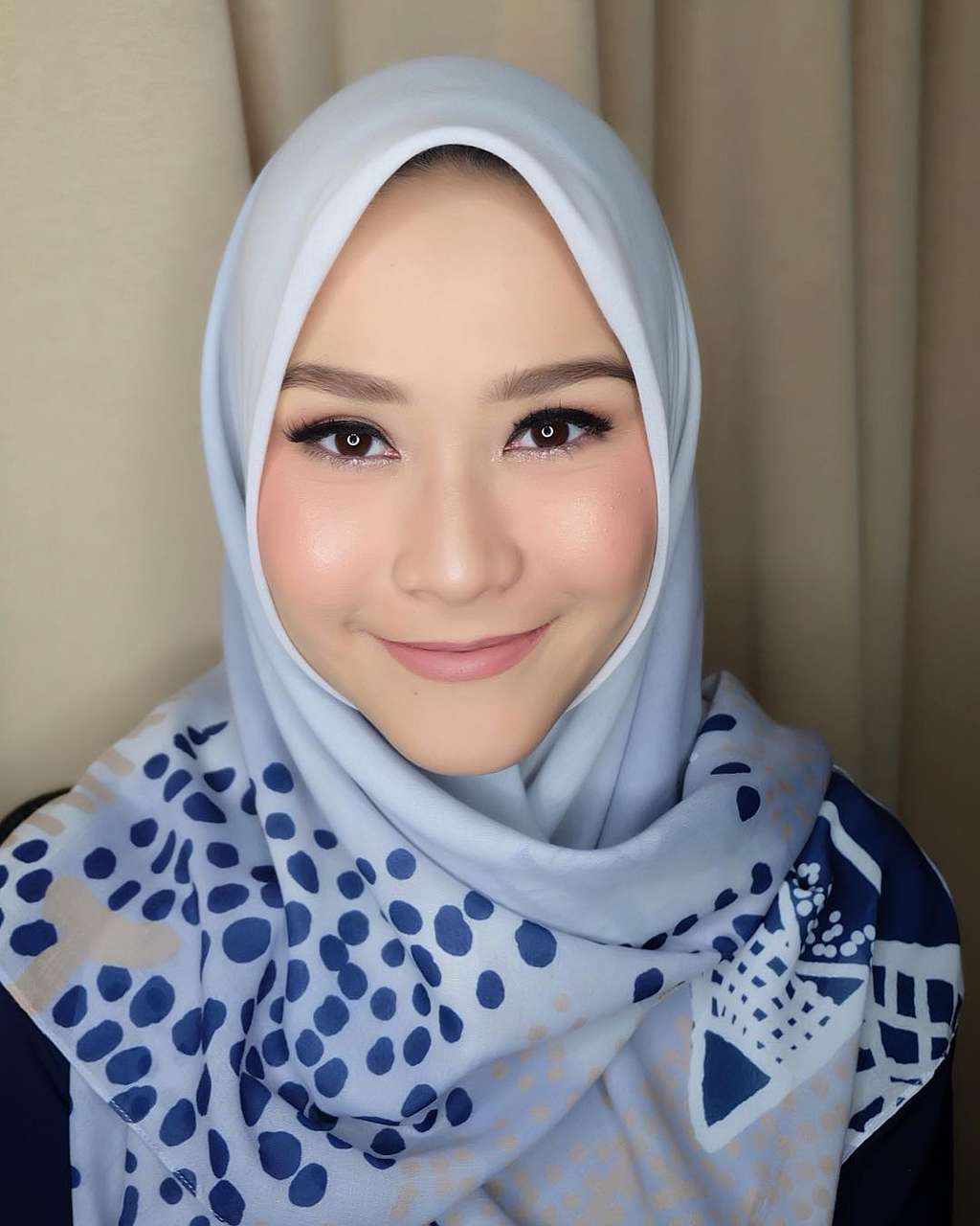 Zaskia Mecca Paca dirias