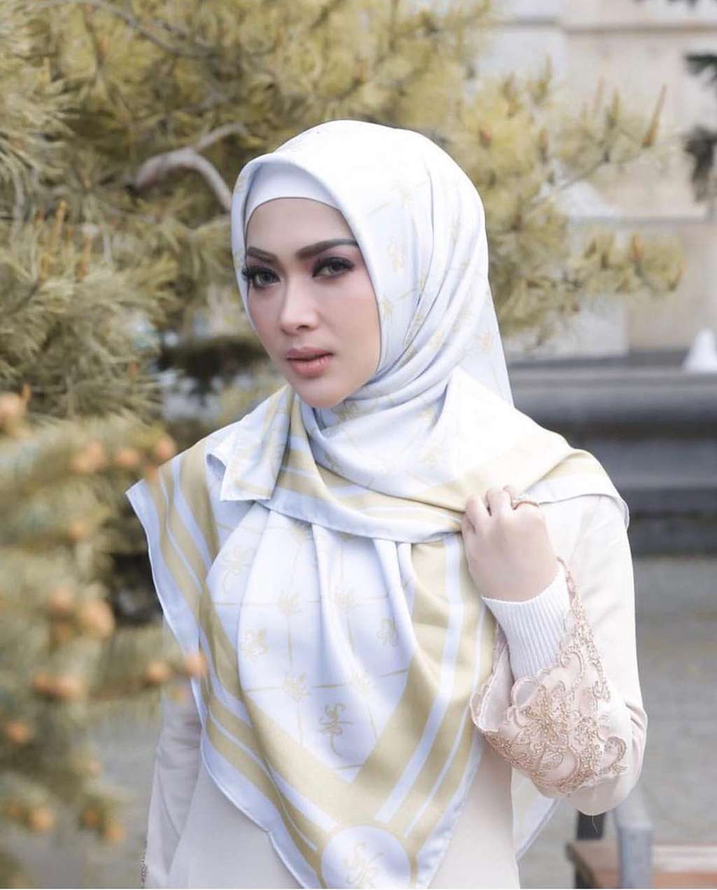syahrini hijab syahrini hijab