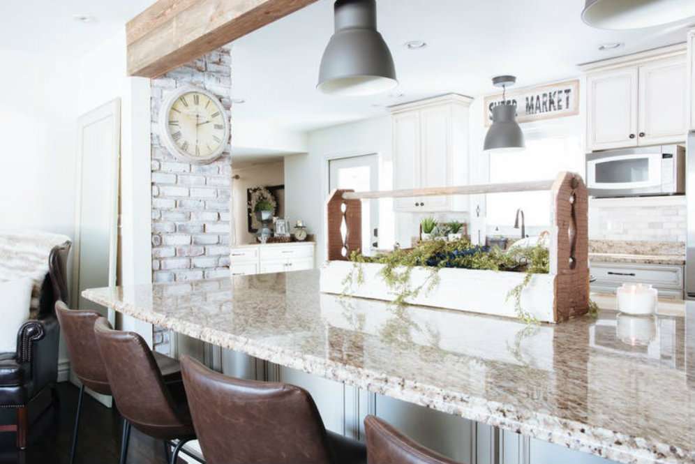 Meja dapur bahan granit