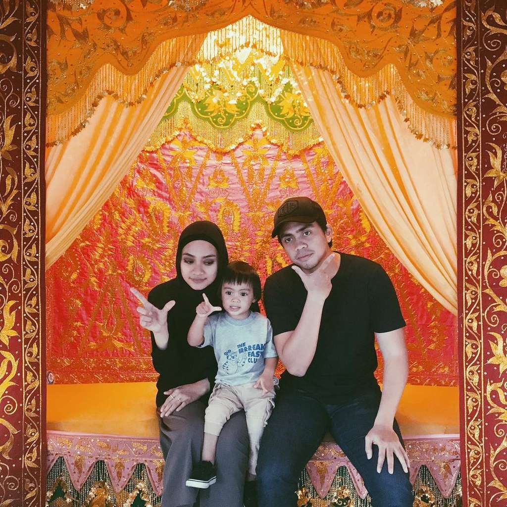 Ayudia dan Ditto