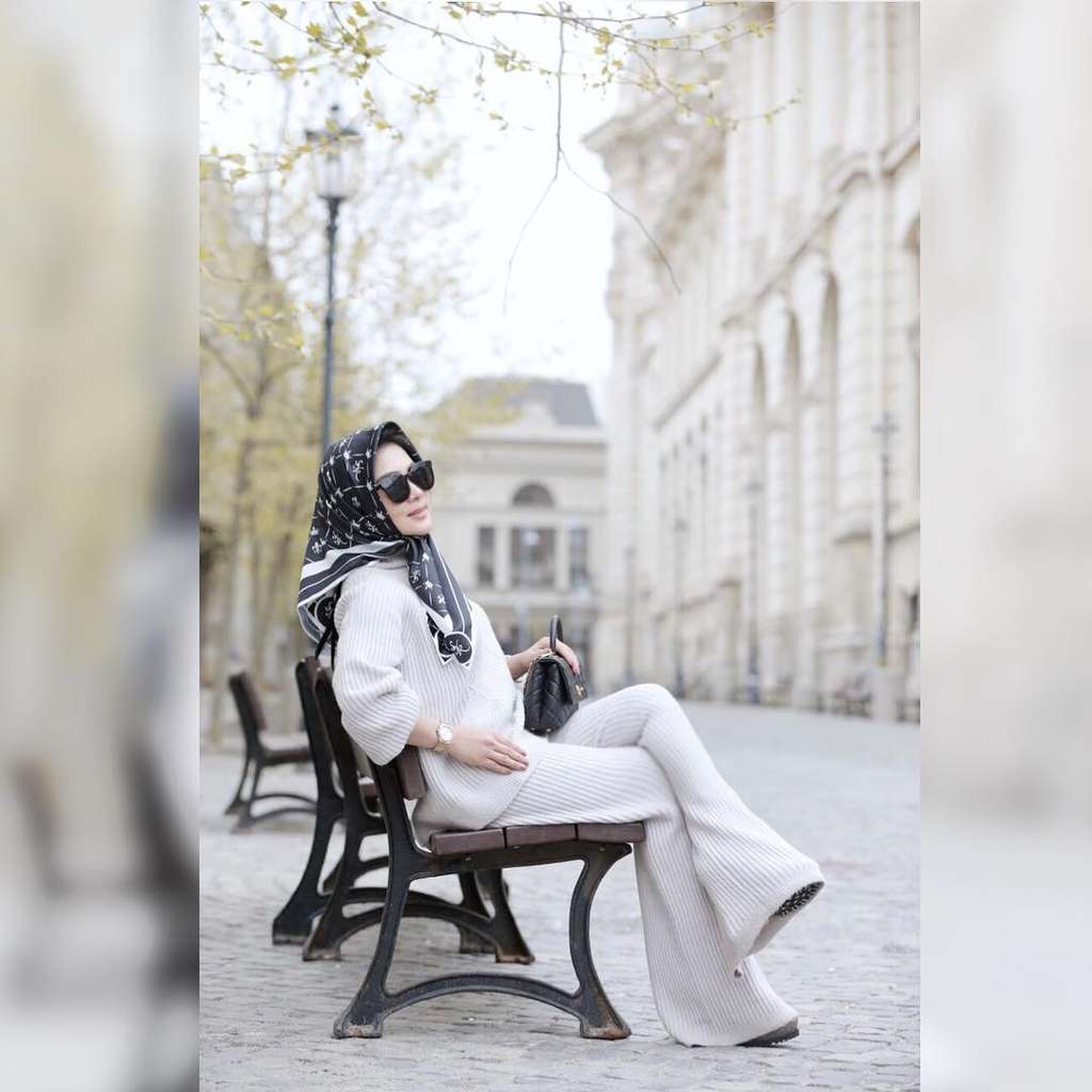 Syahrini berhijab Syahrini berhijab