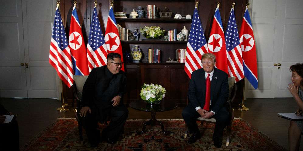 Perempuan yang membisiki Trump dan Kim Jong Un
