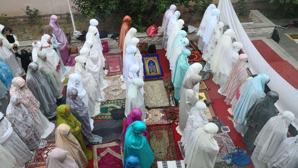 Suasana sholat Id di KBRI Beijing