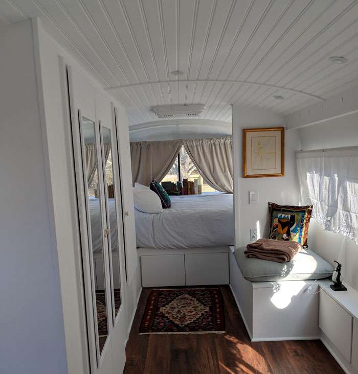 Rumah Bus