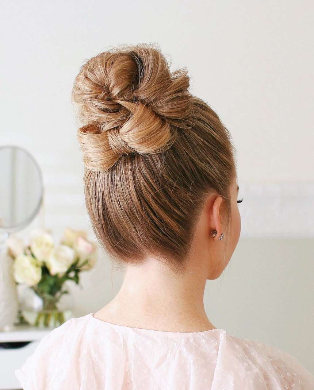 gaya rambut updo 2 braid twist