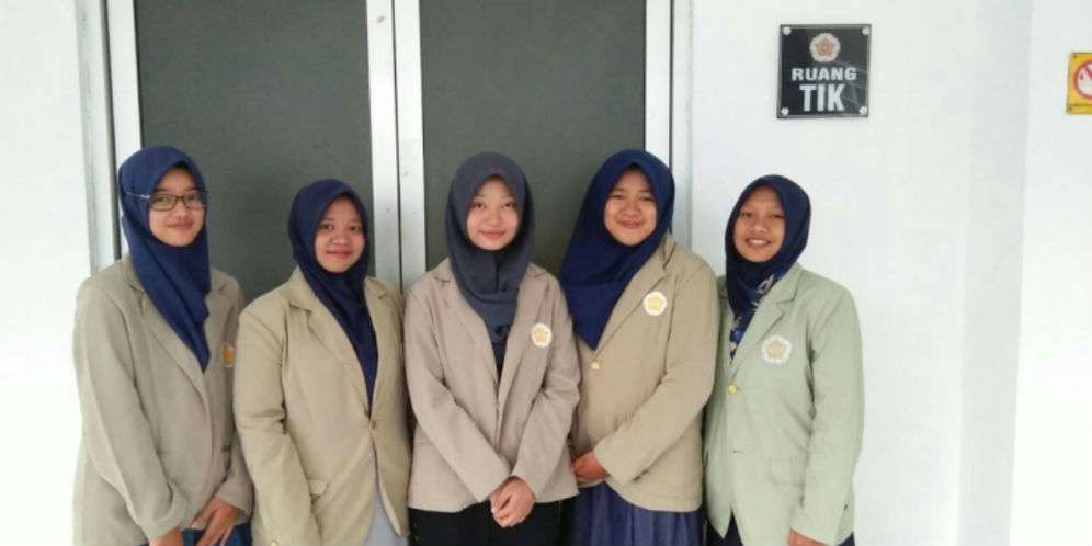 Tim pengembang BroFume