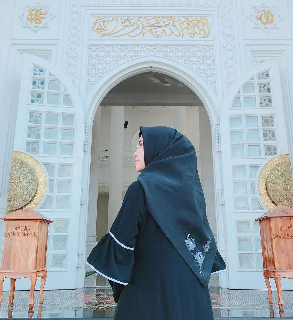 Hijab Embroidery