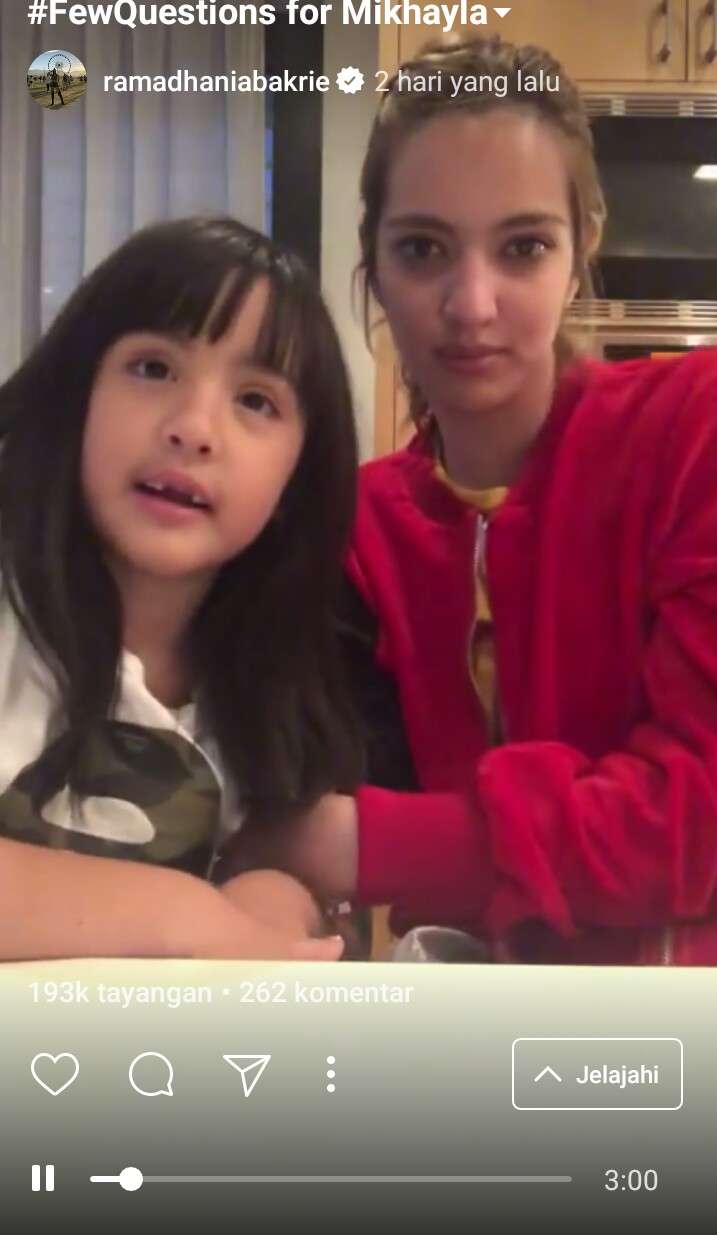 Nia Ramadhani Nia Ramadhani