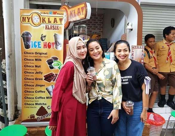 Bu Dendy Nyoklat Klasik