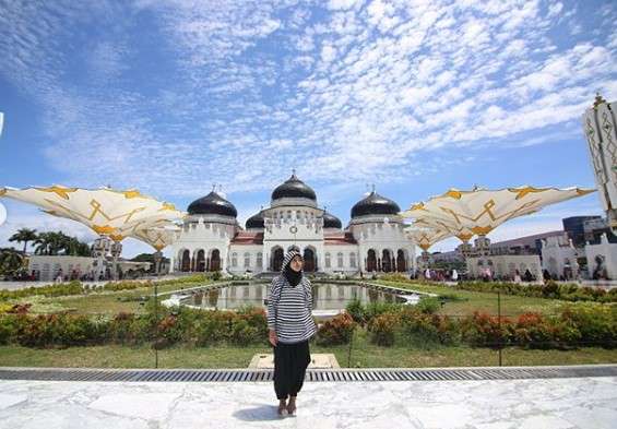 Chua Kotak tampil berhijab Chua Kotak tampil berhijab